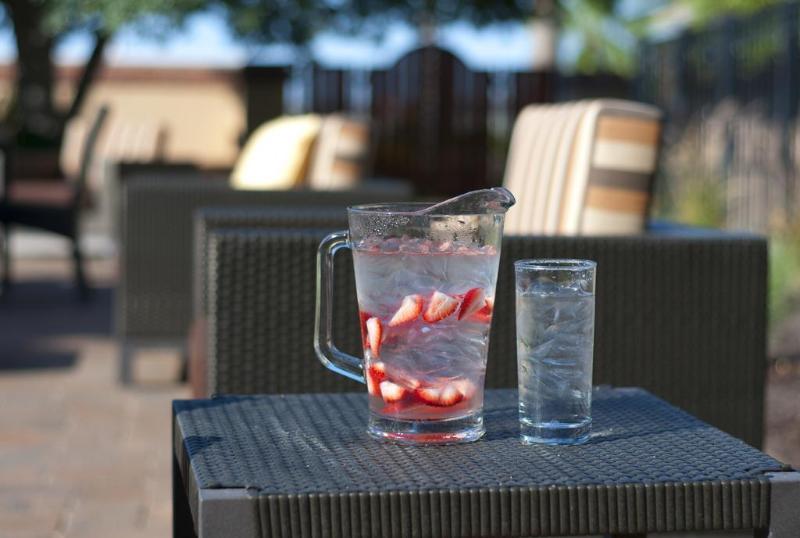 Hotel Courtyard By Marriott San Antonio Airport Extérieur photo