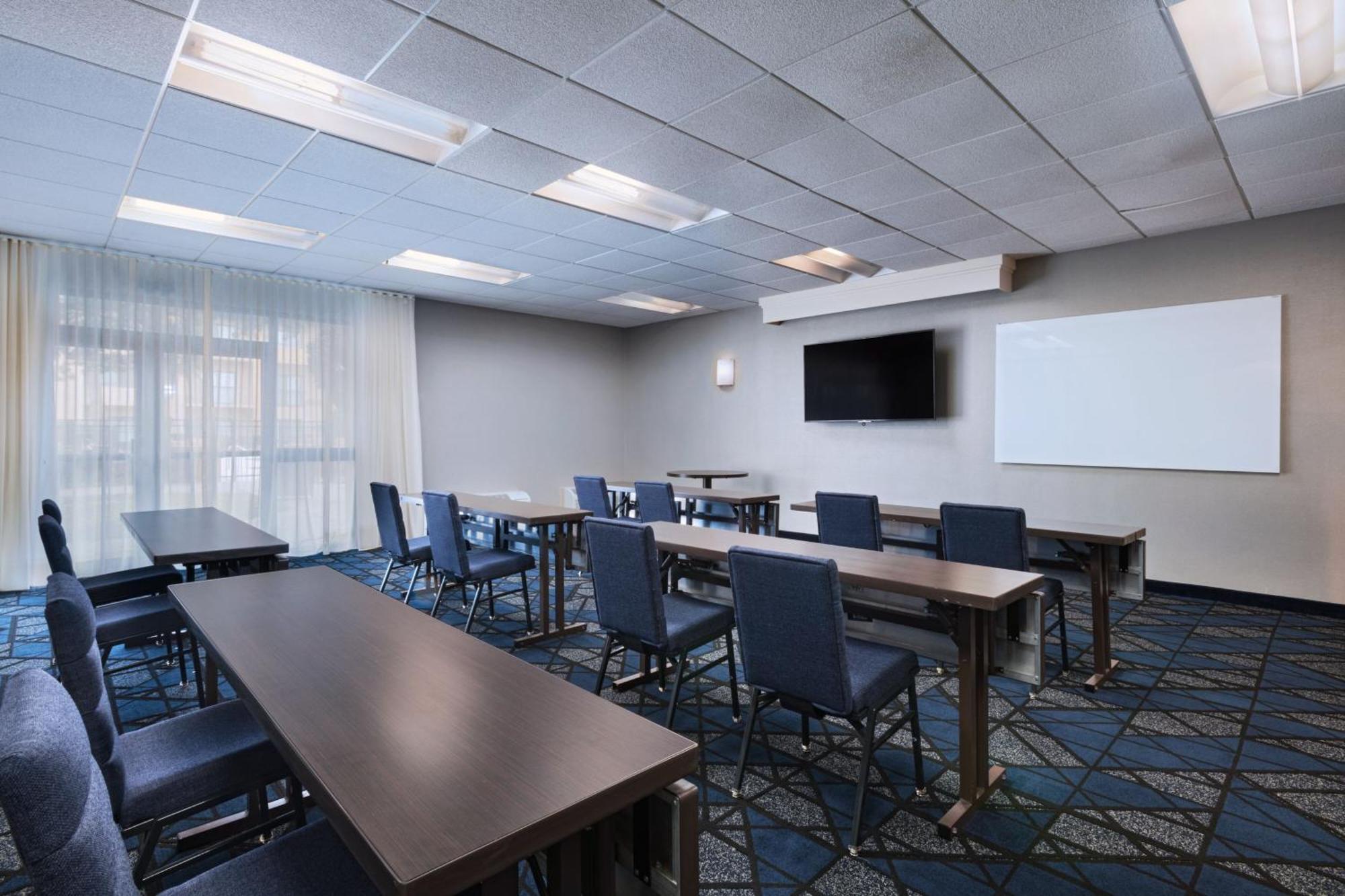 Hotel Courtyard By Marriott San Antonio Airport Extérieur photo