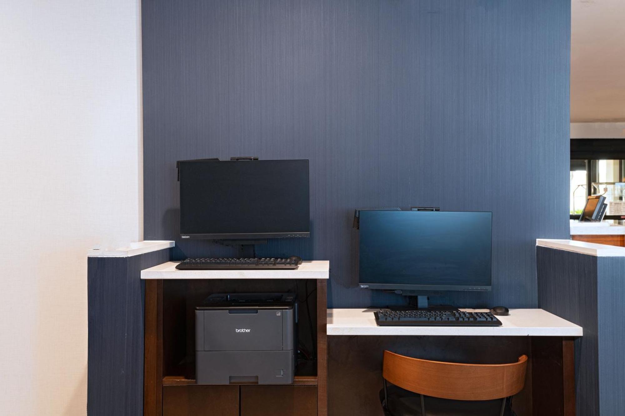 Hotel Courtyard By Marriott San Antonio Airport Extérieur photo