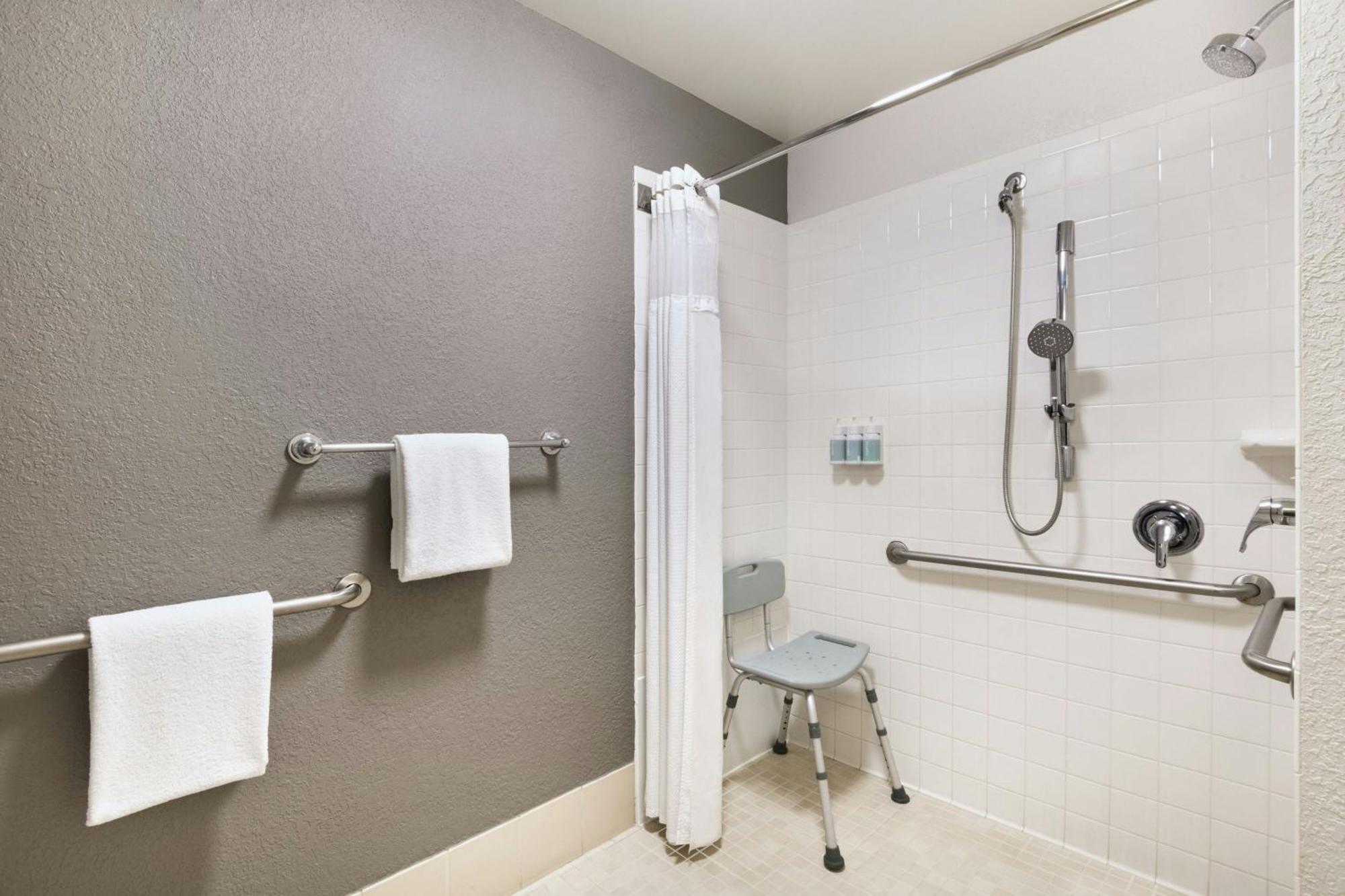 Hotel Courtyard By Marriott San Antonio Airport Extérieur photo